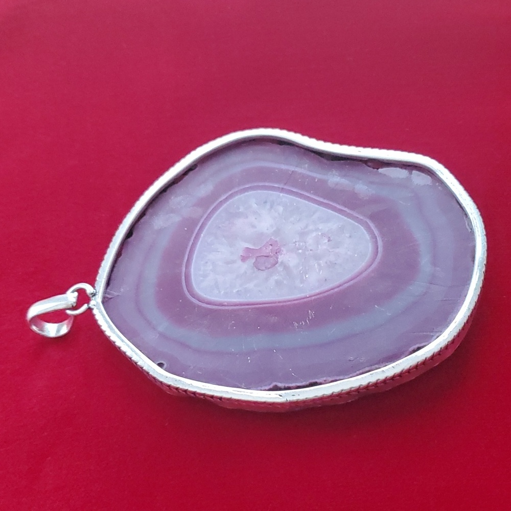 Agate Geode Crystal - Statement Pendant - Picture 10 of 11